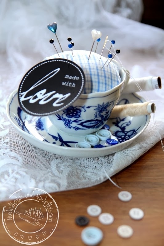 BIG-SAM Nadelkissen Auf Holzteller - Praktisch & Dekorativ In Blau Oder Rot