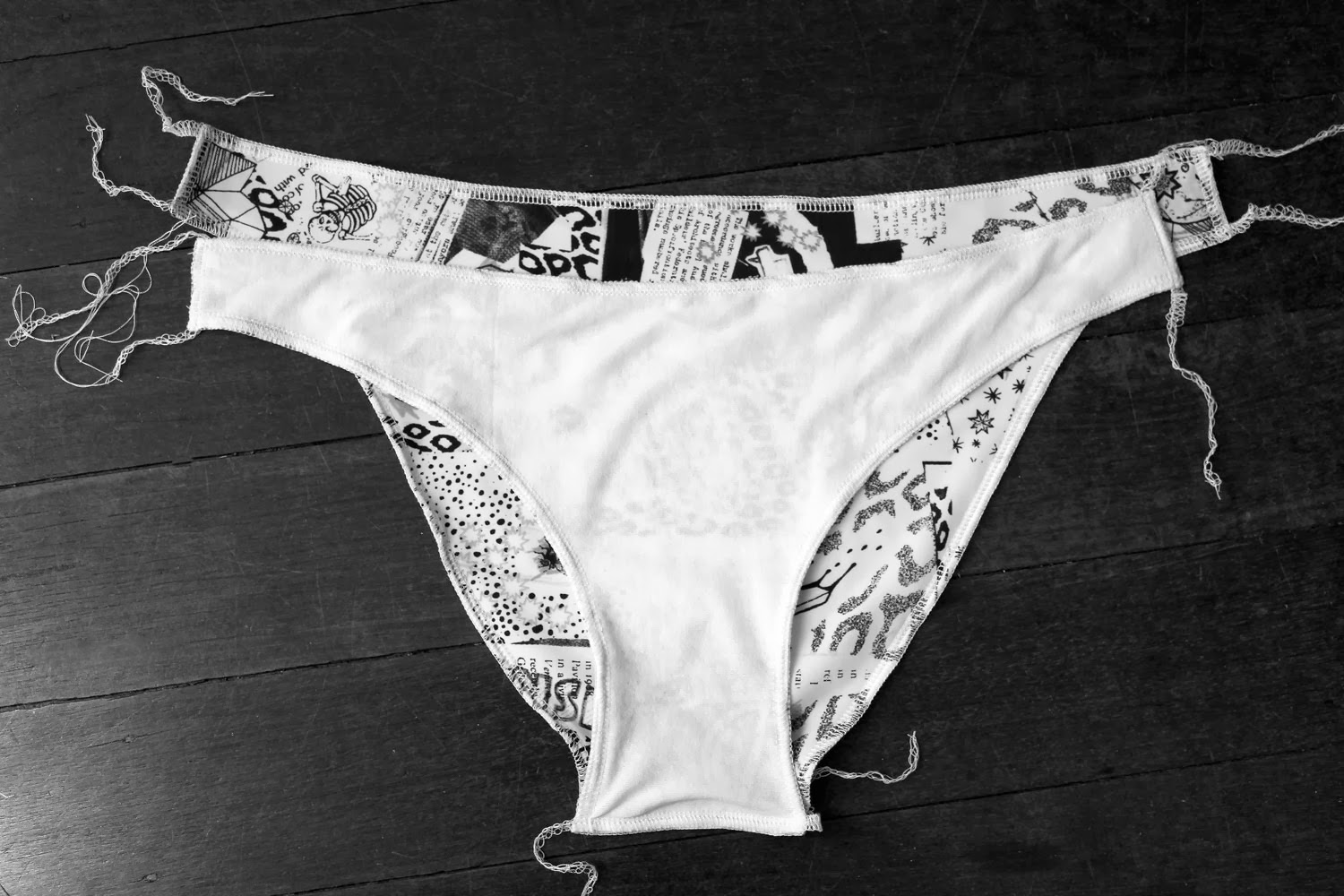 The Makers' Journal HOW TO attach swimwear elastic