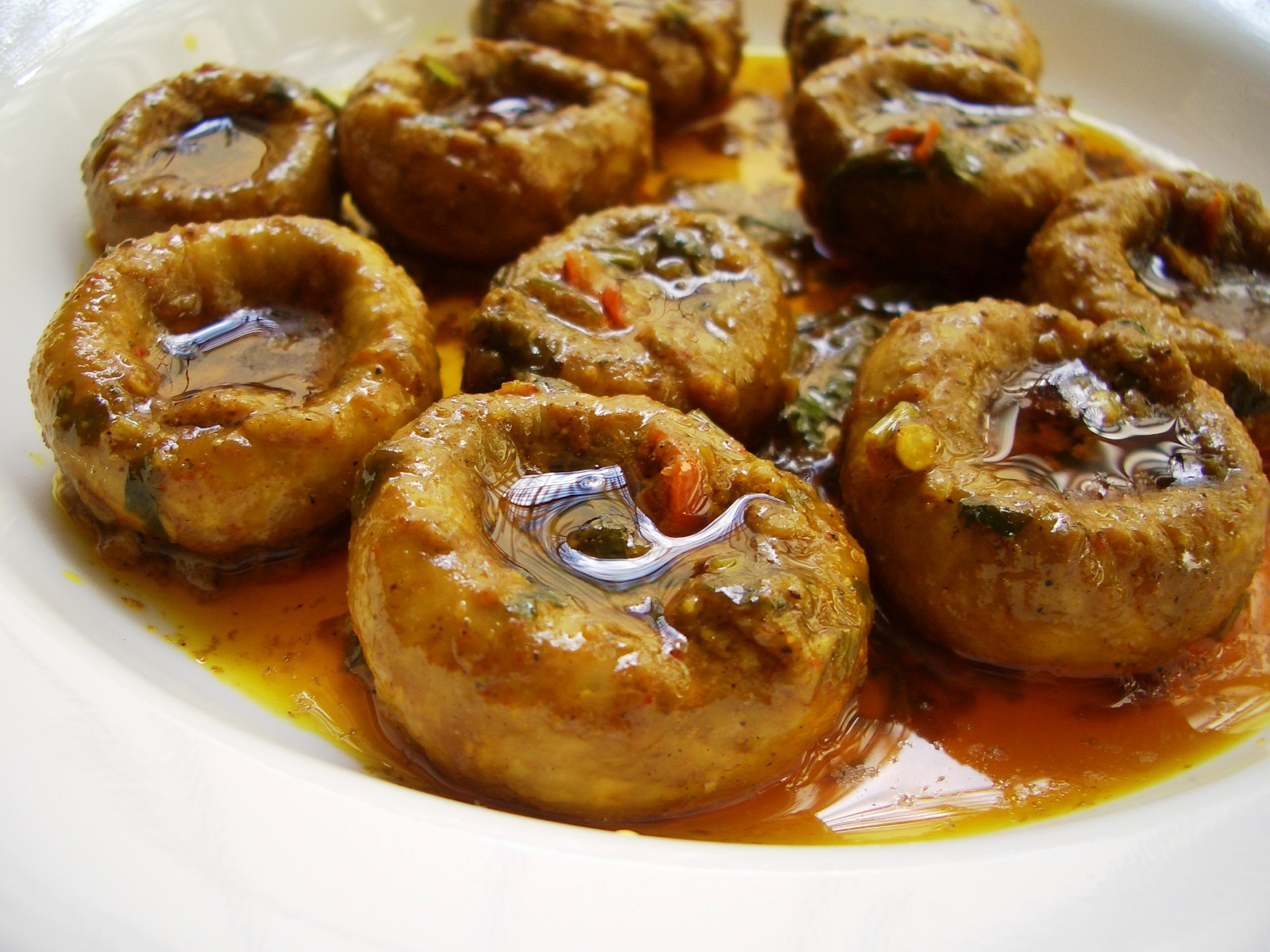 Patel Brothers Spicy Butter Mushrooms