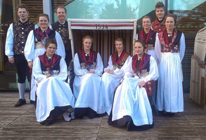 traditional northern german clothing