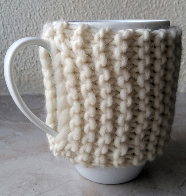 we are knitters , tricot , cache-mug , tuto