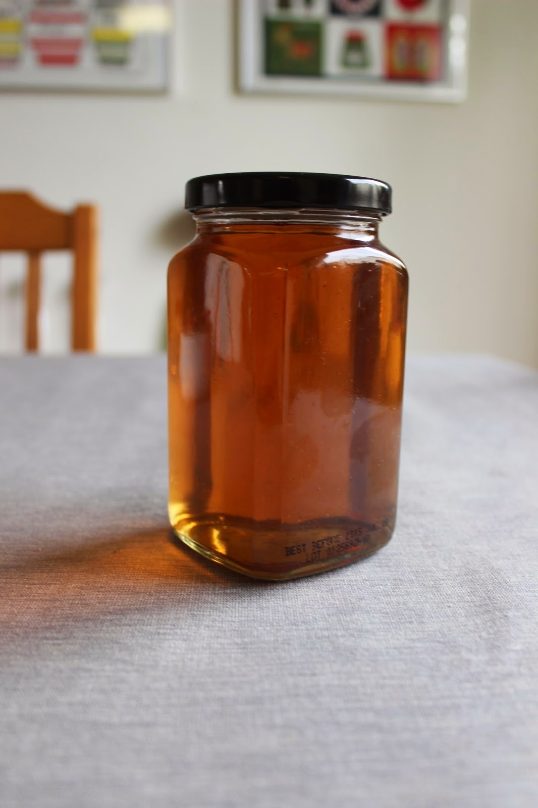 http://the-pickled-herring.blogspot.com/2014/08/diy-cinnamon-sweetener-simple-syrup.html
