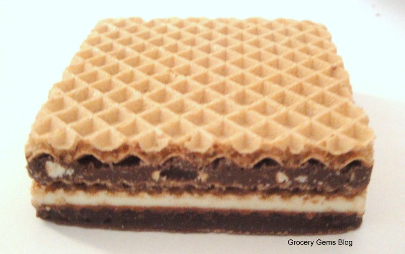 Grocery Gems Knoppers Review Chocolate Hazelnut Wafer