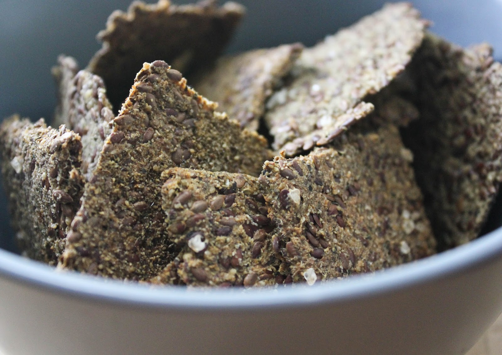 Ellies Wonder Flax, Quinoa, Chia Crackers