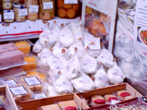 Mercado de La Paz - Madrid - Leche recien ordeñada en casa Mercado de La Paz - Madrid - Leche recien ordeñada en casa