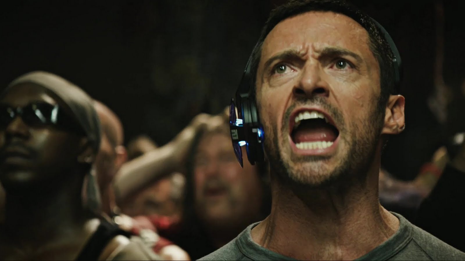 http://4.bp.blogspot.com/-xoMxOBnQVYo/TpXZ1vwjCBI/AAAAAAAACLg/UhsIIcN43Co/s1600/Real-Steel-2011-movie-Hugh_Jackman-10.jpg