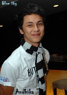 Pratama - Biodata dan Foto -Aktor Populer Indonesia | Saraung Blue Sky