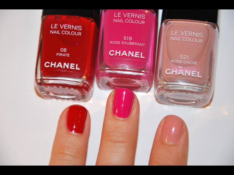 CHANEL Rouge Allure Velvet Matte Lipstick #37 L’exuberante