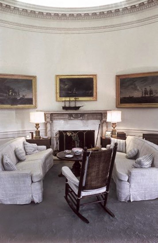 Pictures of Kennedy White House, 1962 vintage everyday