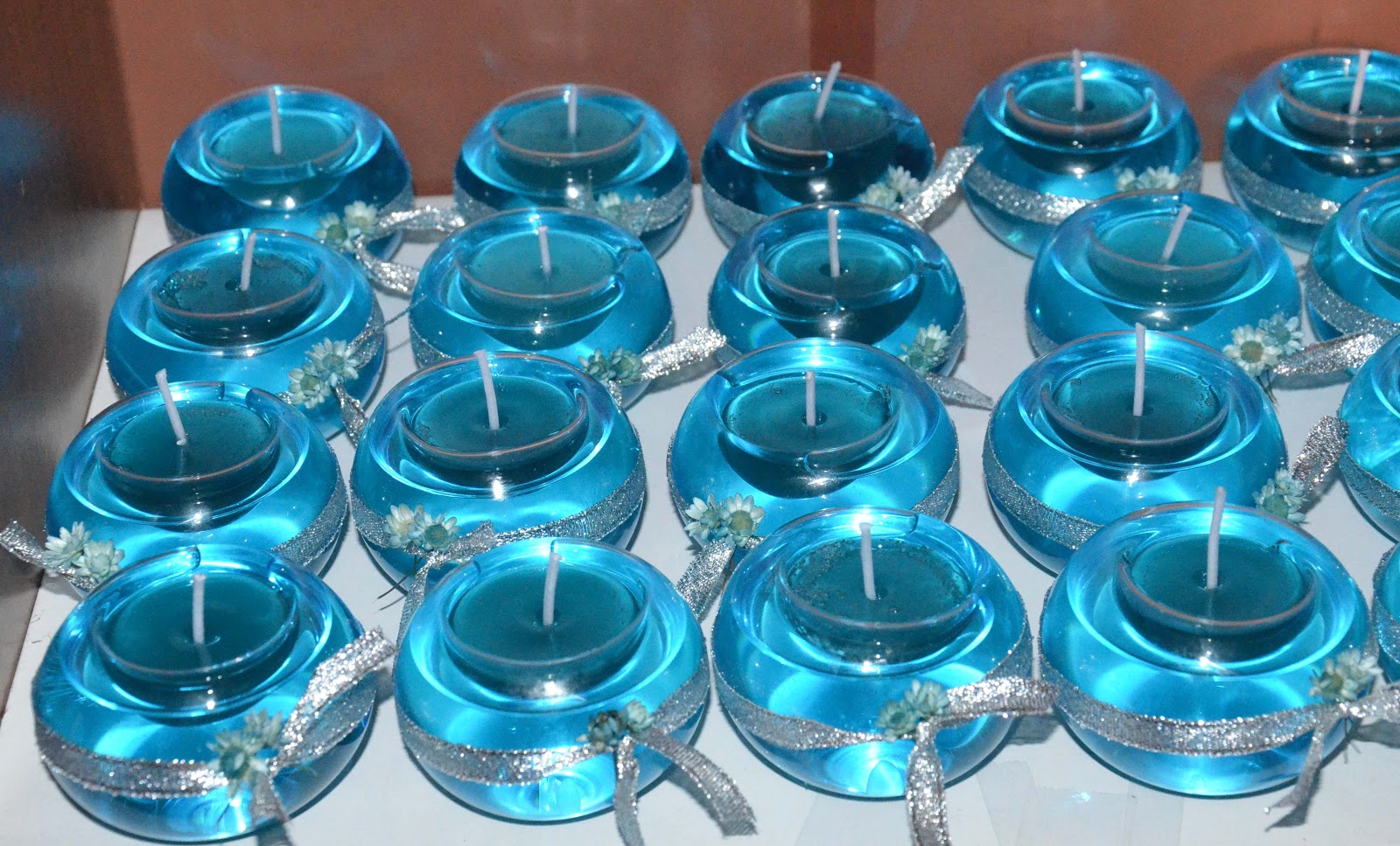 Velas 15 años , souvenirs ,fanales, velas decorativas y aromáticas