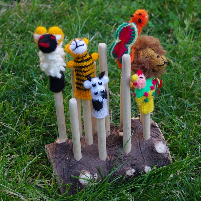 passengers on a little spaceship finger puppet stand