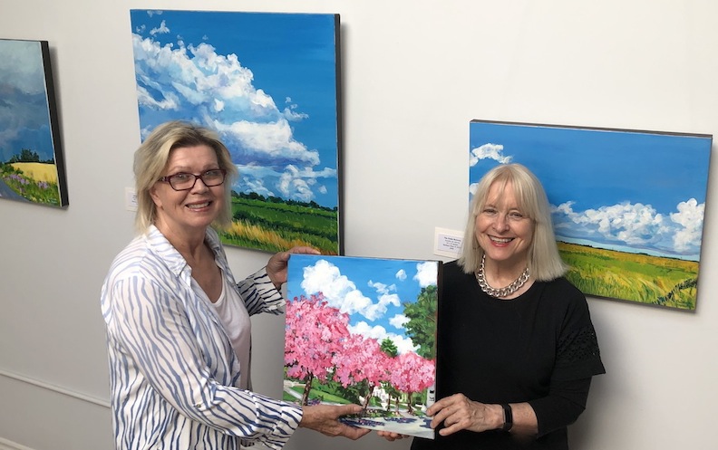Barbara Muir Paints A Trip To Catch The Moments Gallery In Niagara Falls