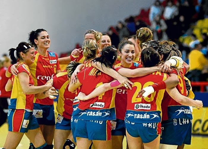 DeporteCienPorCien EL BALONMANO ESPAÑOL CON LAS GUERRERAS