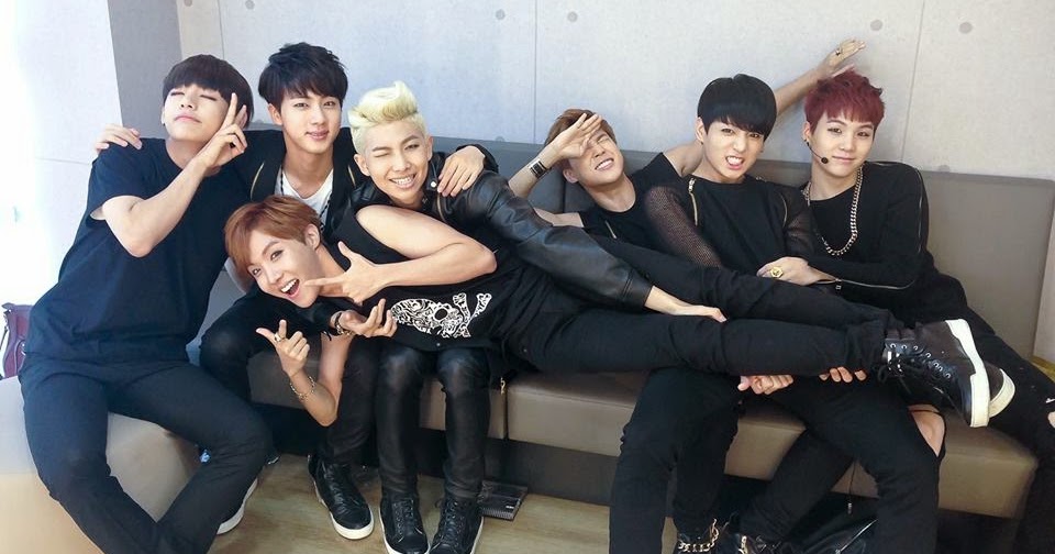 Savir Blue: Lirik Lagu BTS - Danger