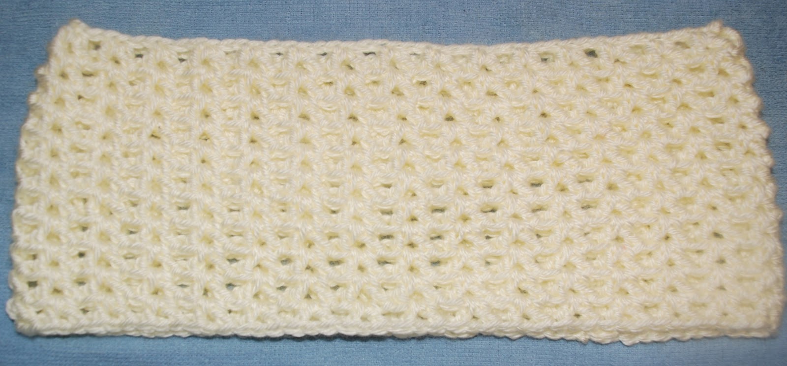 Amys Crochet Creative Creations: Crochet V-stitch Adult Cowl