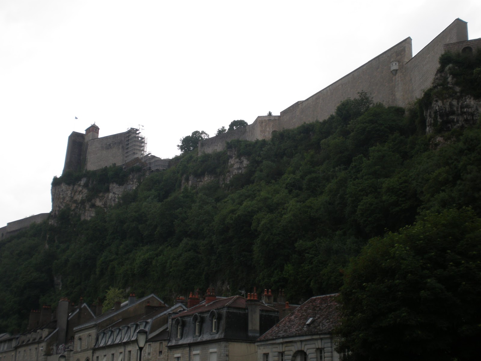 From the edge of the deep green sea: la france 1 15 juni 2013 (2)