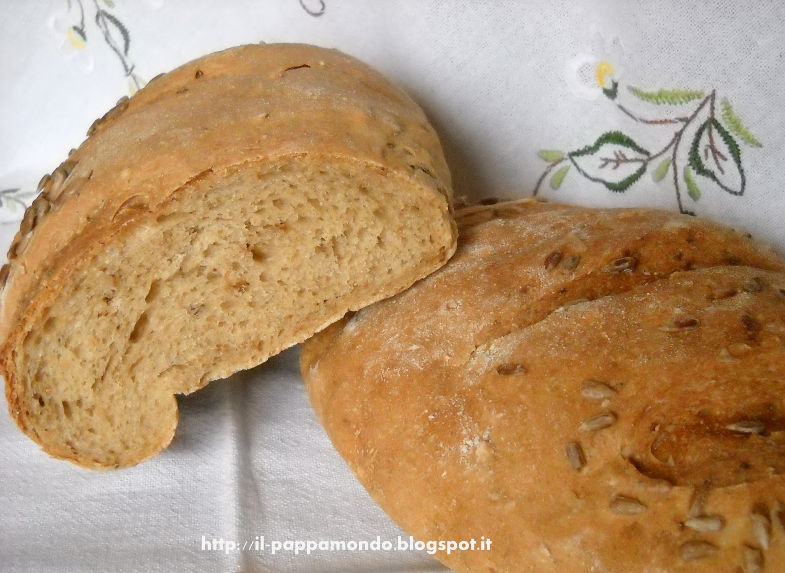 pane ai cereali con semi di girasole