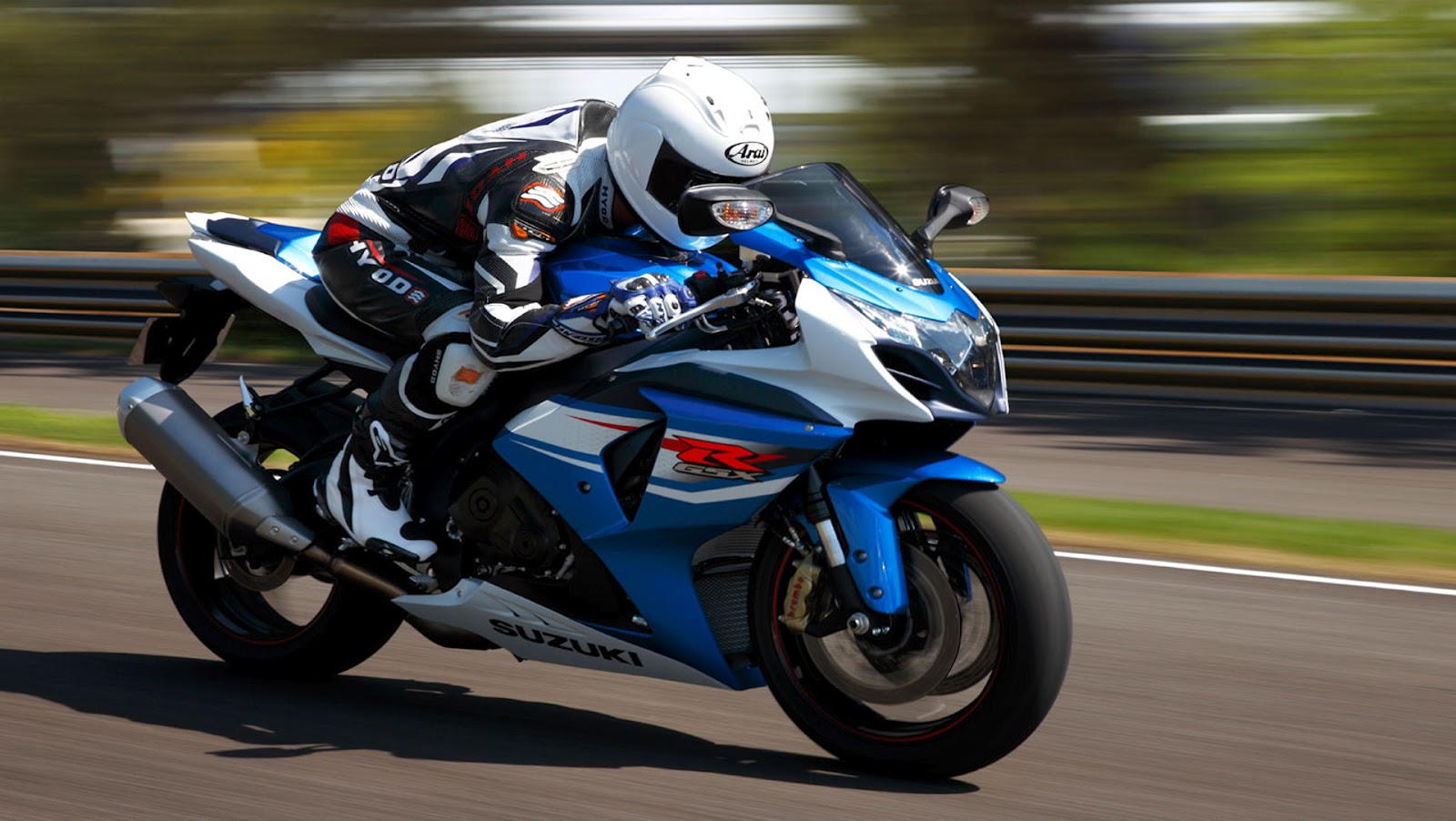 2012 Suzuki GSXR 1000 Fast Speedy Cars