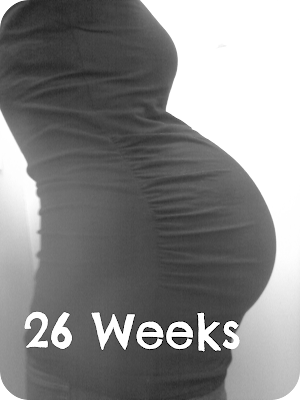 26 week bump, 26 weeks second pregnancy, bump squish
