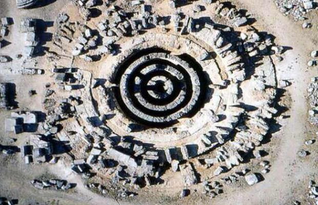 Τα Ελληνικά X-Files – Οι πιο μυστηριώδεις τόποι στην Ελλάδα! Τα Ελληνικά X-Files – Οι πιο μυστηριώδεις τόποι στην Ελλάδα!