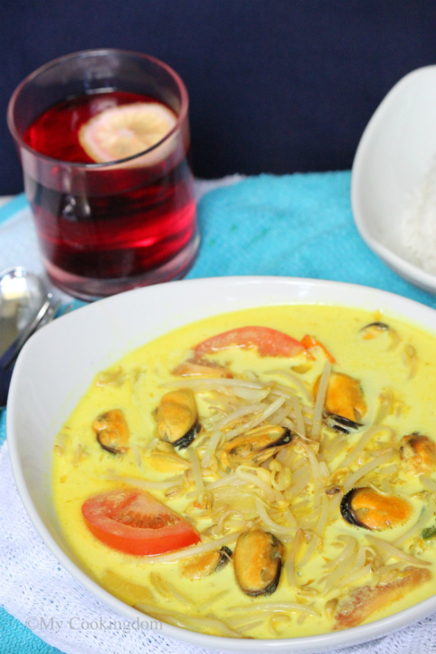 My Cookingdom Mussels and Beans Sprouts in Coconut Milk Gravy