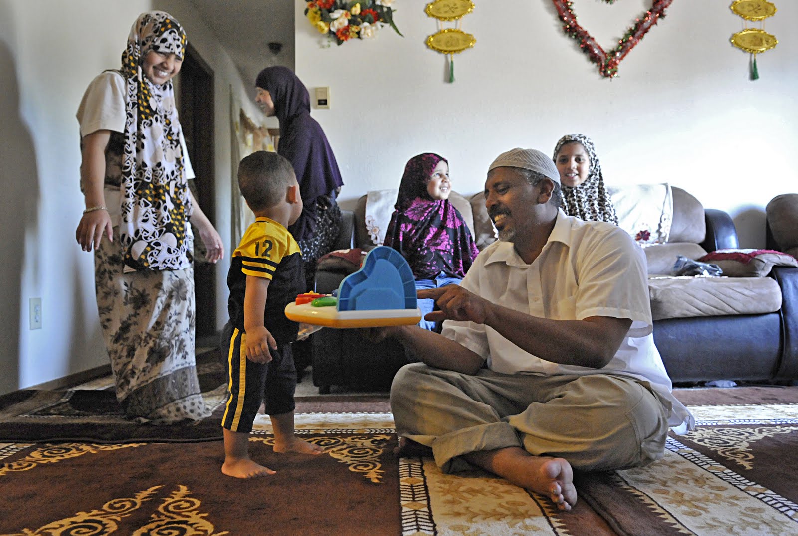 Kaitlin Keane Photography Immigrant Housing