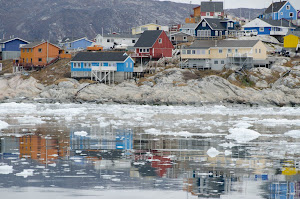 Houses on the hill, Illulisat