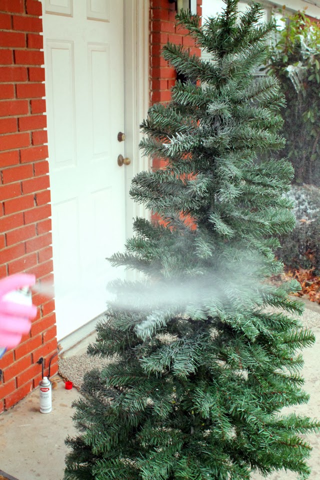 punk projects Snow Frosted Christmas Tree DIY