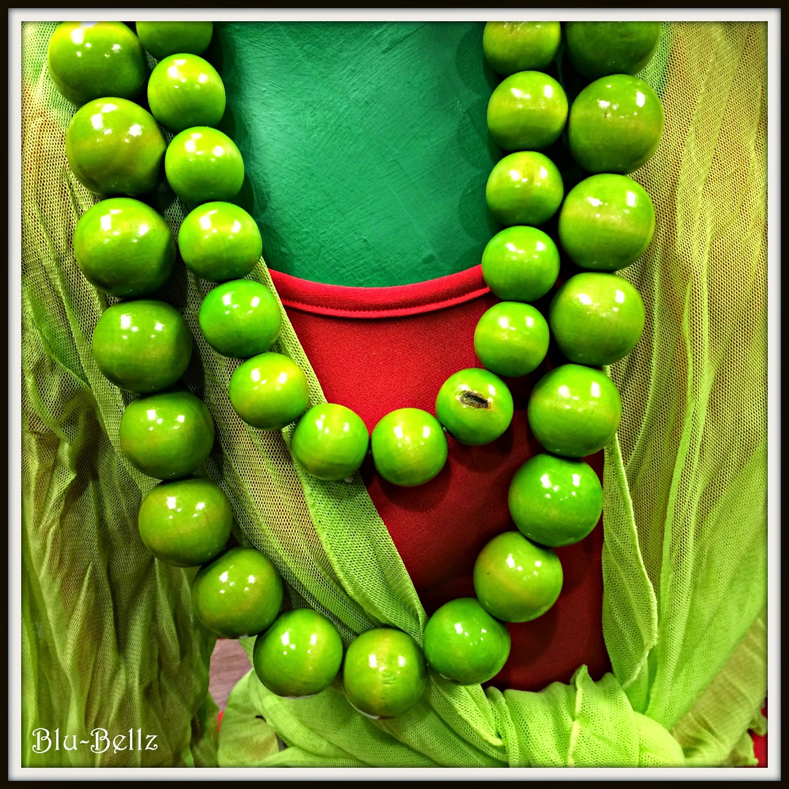 Signorina's Bright Colourful wooden ball necklaces BluBellz from R120