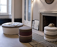 Un puff en casa decorar salas con puffs