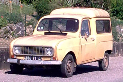 renault-4.jpg