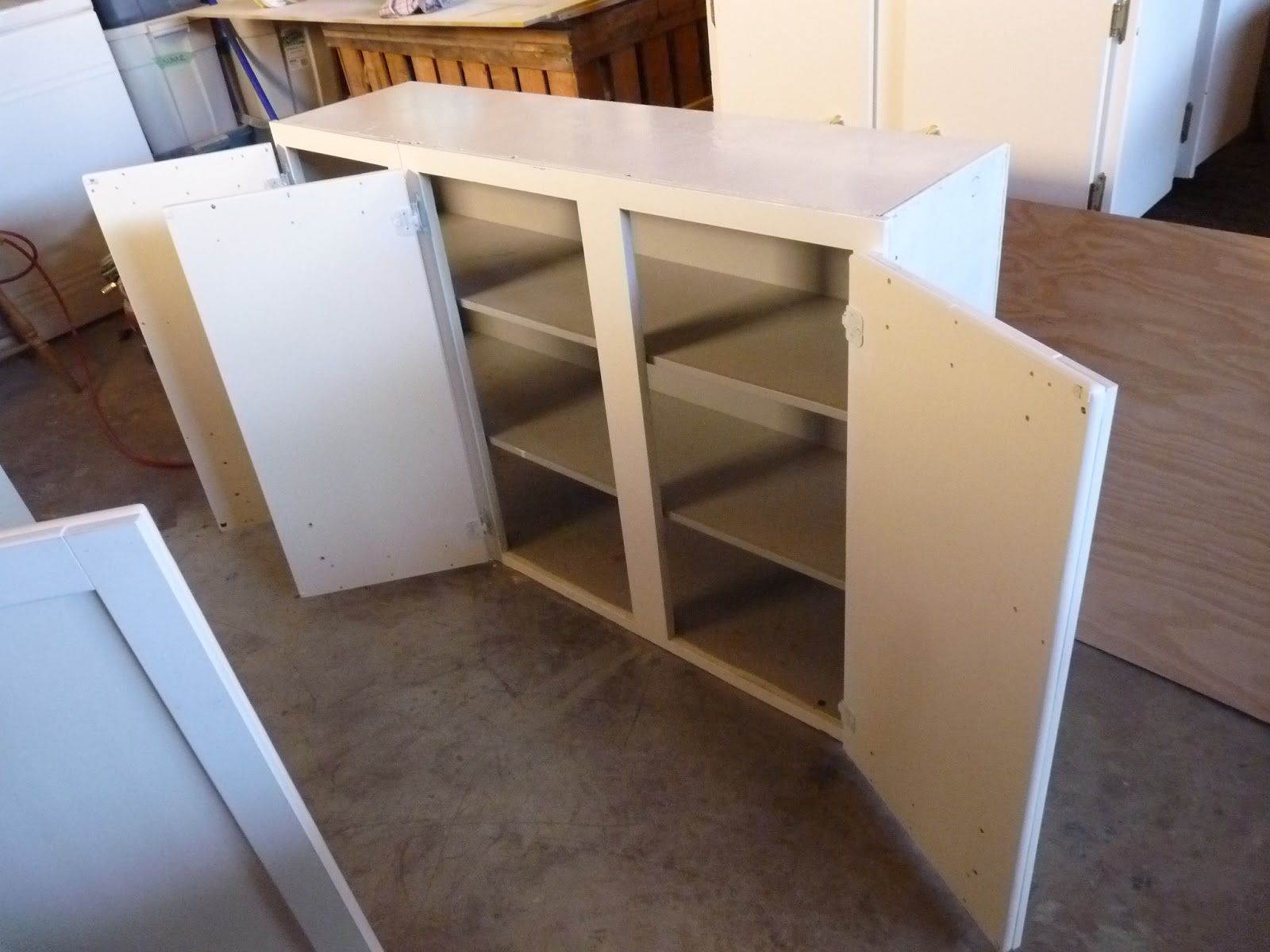 Cleaning kitchen cabinet doors Shaker CabiDoors