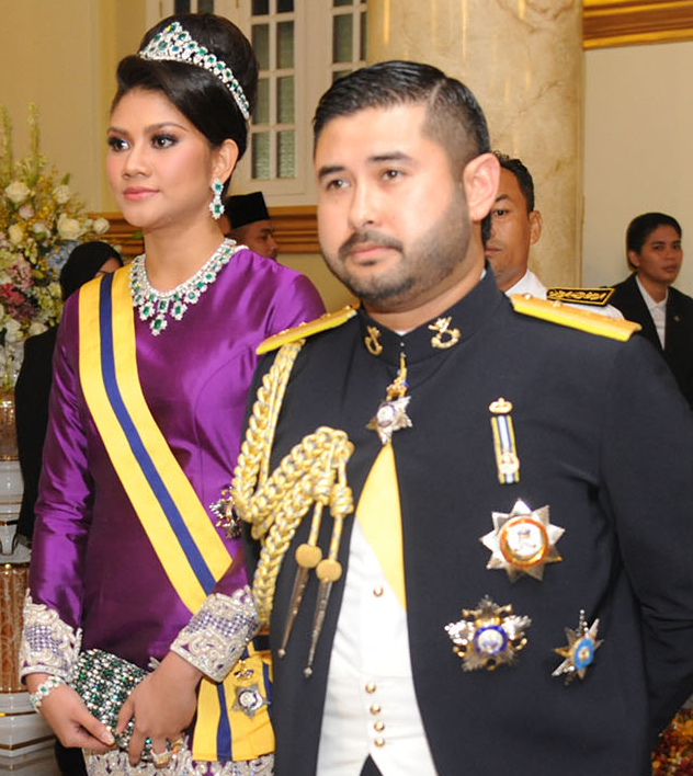 abdul mateen bin abu bakar malaysian royalty the coronation of the sultan of johor abdul mateen bin abu bakar malaysian royalty the coronation of the sultan of johor