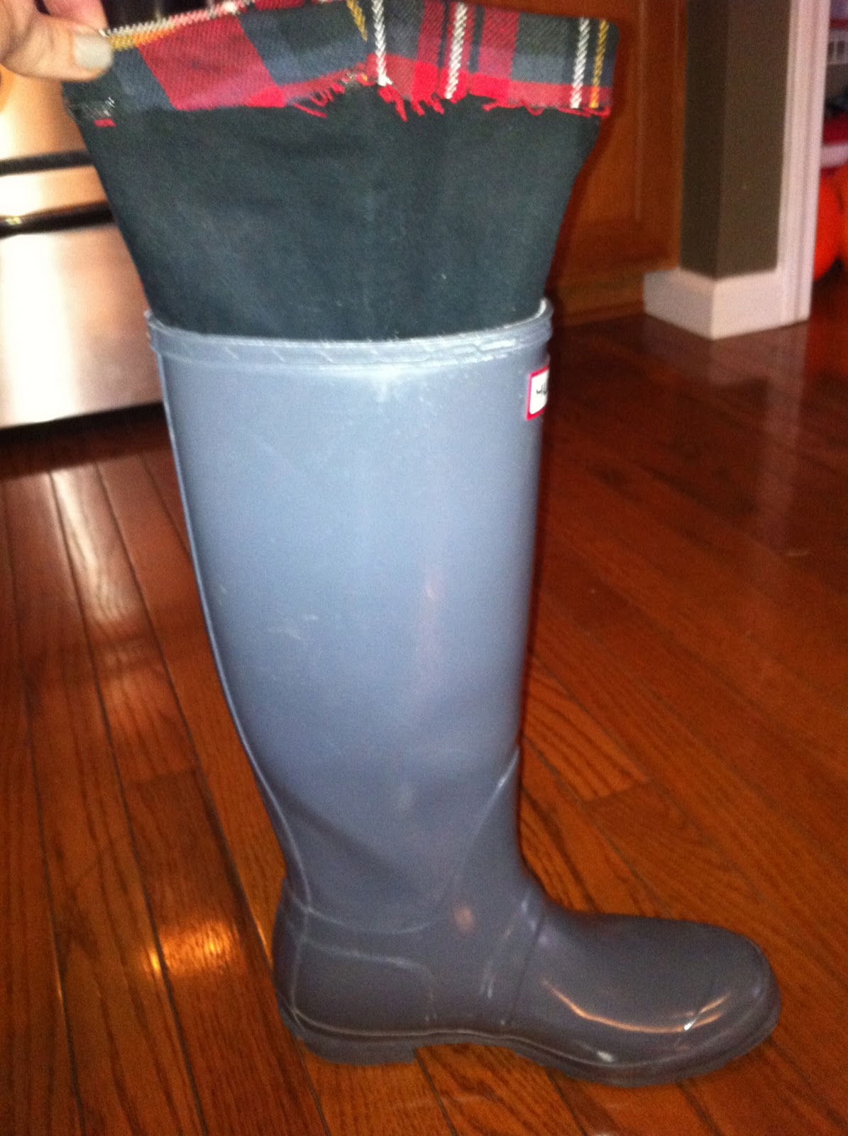 expressive style DIY Project Making Rain Boot Cuff Inserts