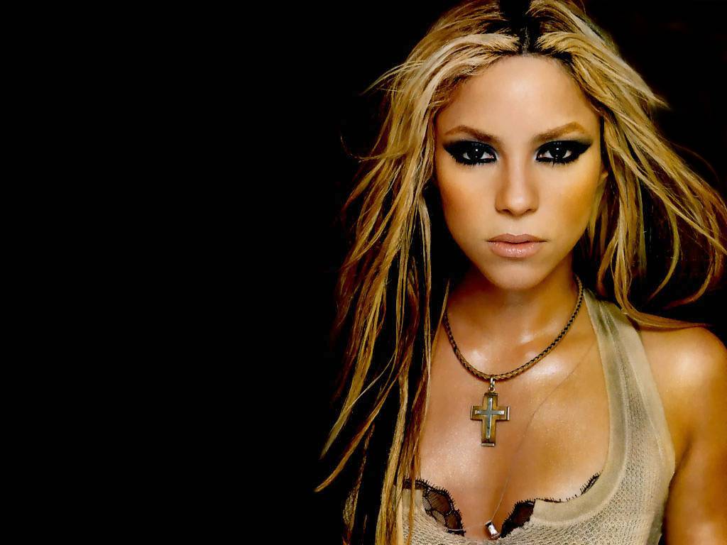 http://4.bp.blogspot.com/-y-vsRY8V30M/Tv3LqqsuC_I/AAAAAAAADDw/Dr0WdF8KwTc/s1600/Shakira+wallpaper+%252805%2529.jpg