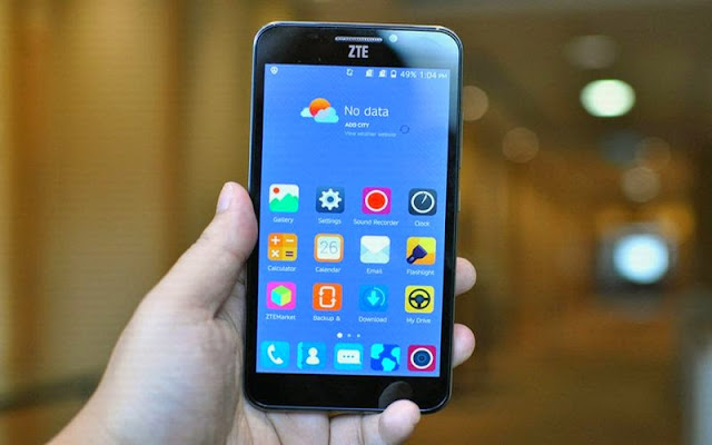 Smartphone Berbaterai 4000 mAh Rp1,2 Jutaan Smartphone Berbaterai 4000 mAh Rp1,2 Jutaan