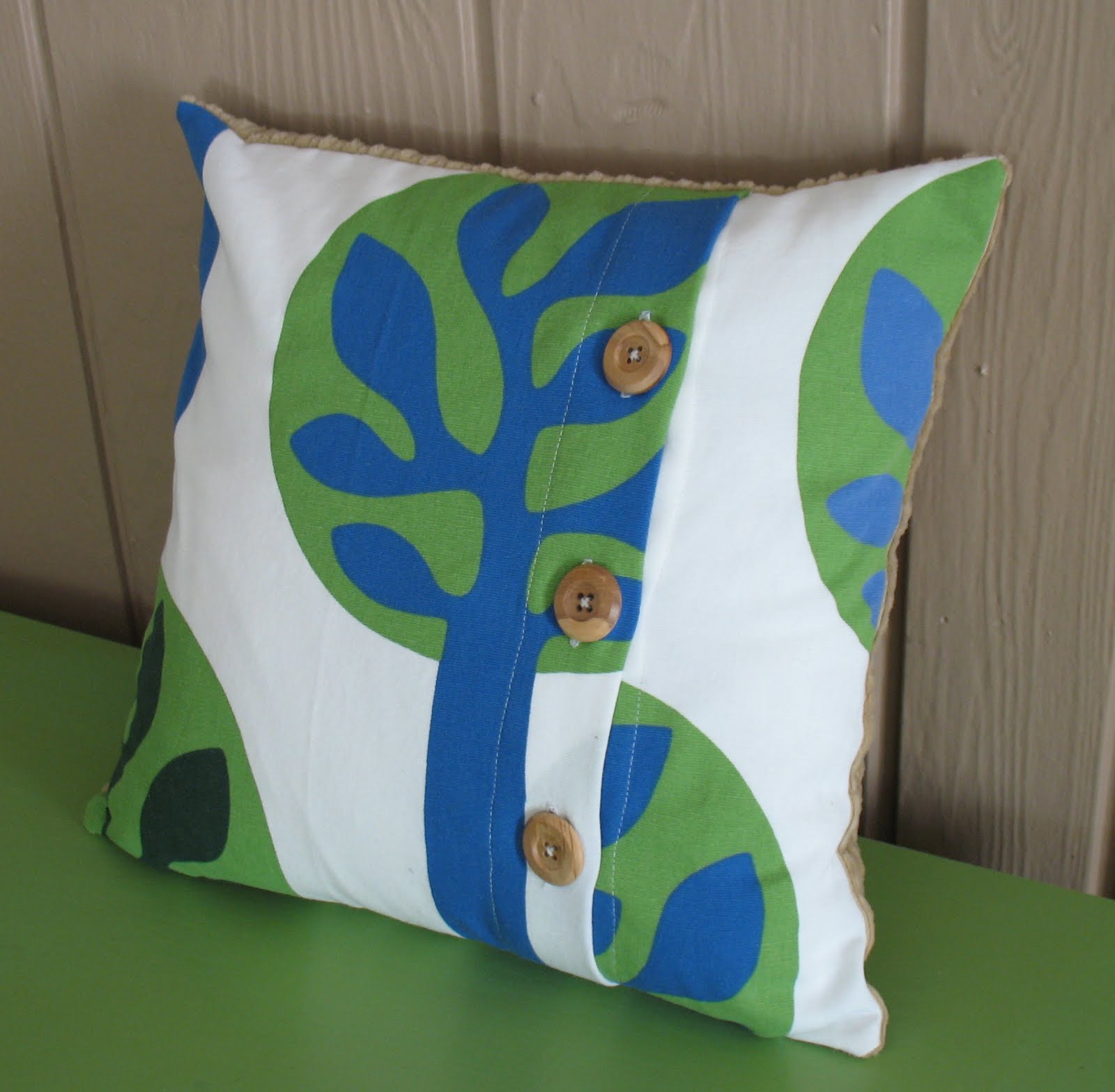 a little about A LOT: Friday s Fantastic Finds {sewing}