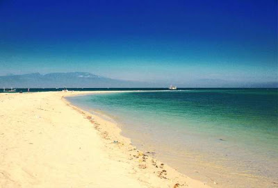 Wisata Pulau Gili Ketapang Probolinggo http://www.wisatagunungbromo.com/2013/08/wisata-pulau-gili-ketapang-probolinggo.html