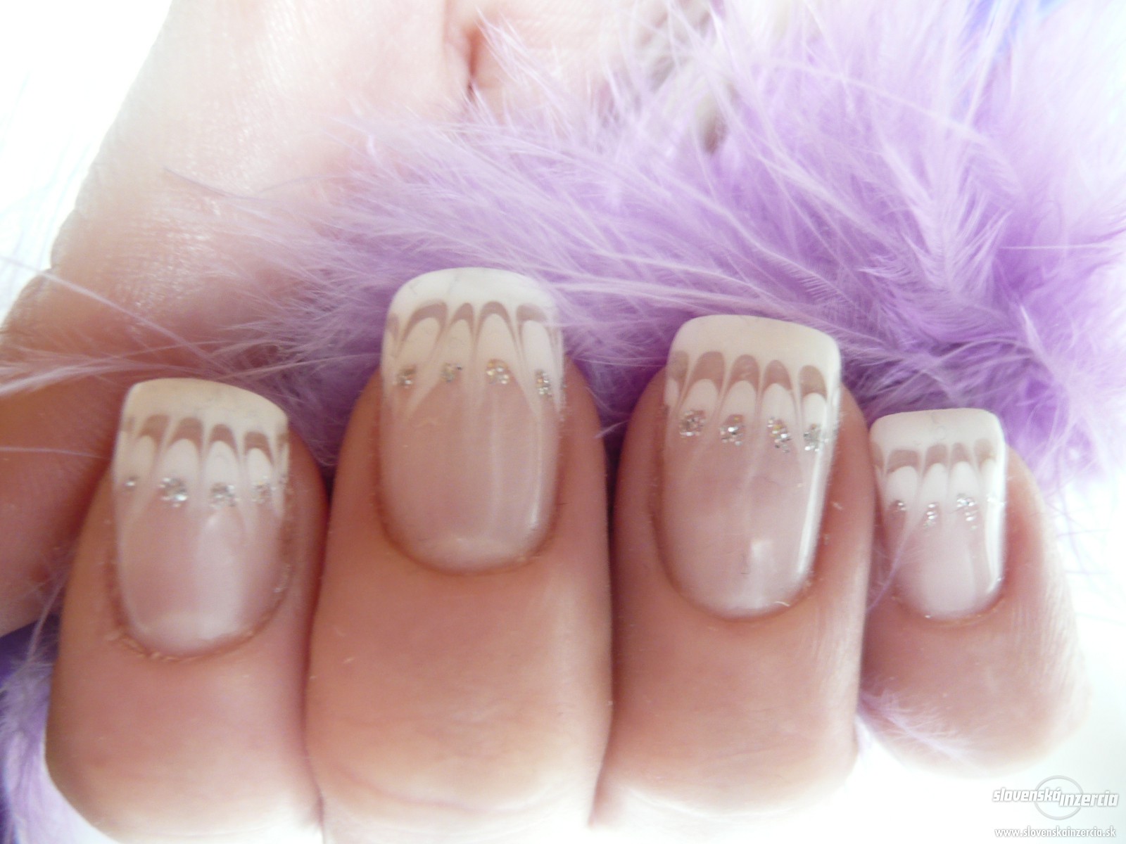 monie - nechty a torty ( stará ): NECHTY biele, čierne