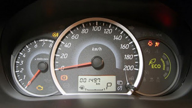 photo speedometer mitsubishi mirage