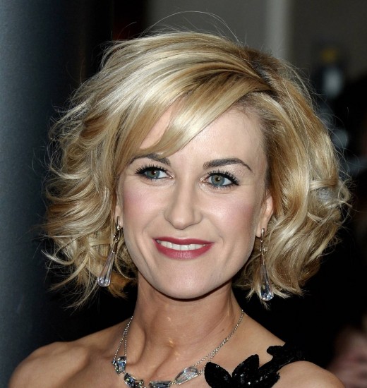 Film Blog Schedule Short Haircuts With Bangs And Curly Hair
