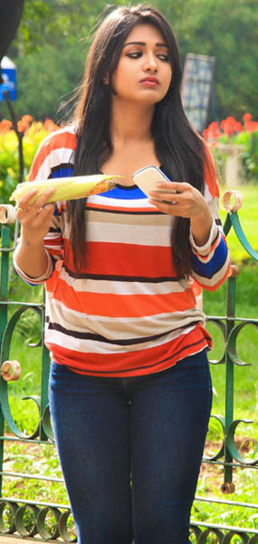 Catherine tresa Chammak Challo movie stills5 Catherine tresa Chammak Challo movie stills5