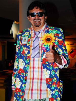 Tv Canal 7 Imagens Em Videos Fotos E Fatos Cantor Falcao E Sua Equipe Sofrem Acidente De Carro Em Minas Gerais