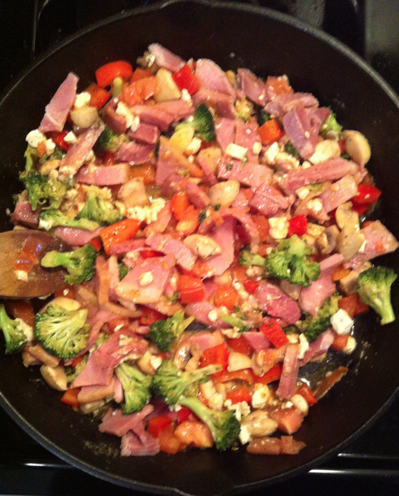 taylor made clean, lowcarb ham & veggie frittata