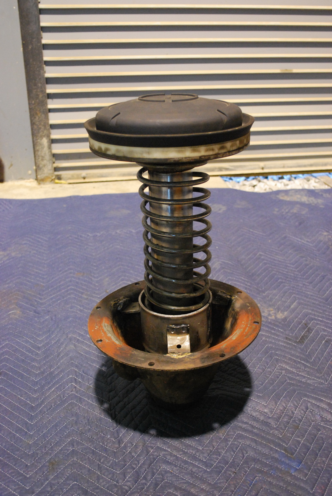 Rochester & Genesee Valley Railroad Museum Air brake work on LV 95100