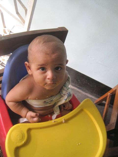 Fractured Collarbone doesn t learn to eat neatly just because they have a broken collarbone-4.bp.blogspot.com