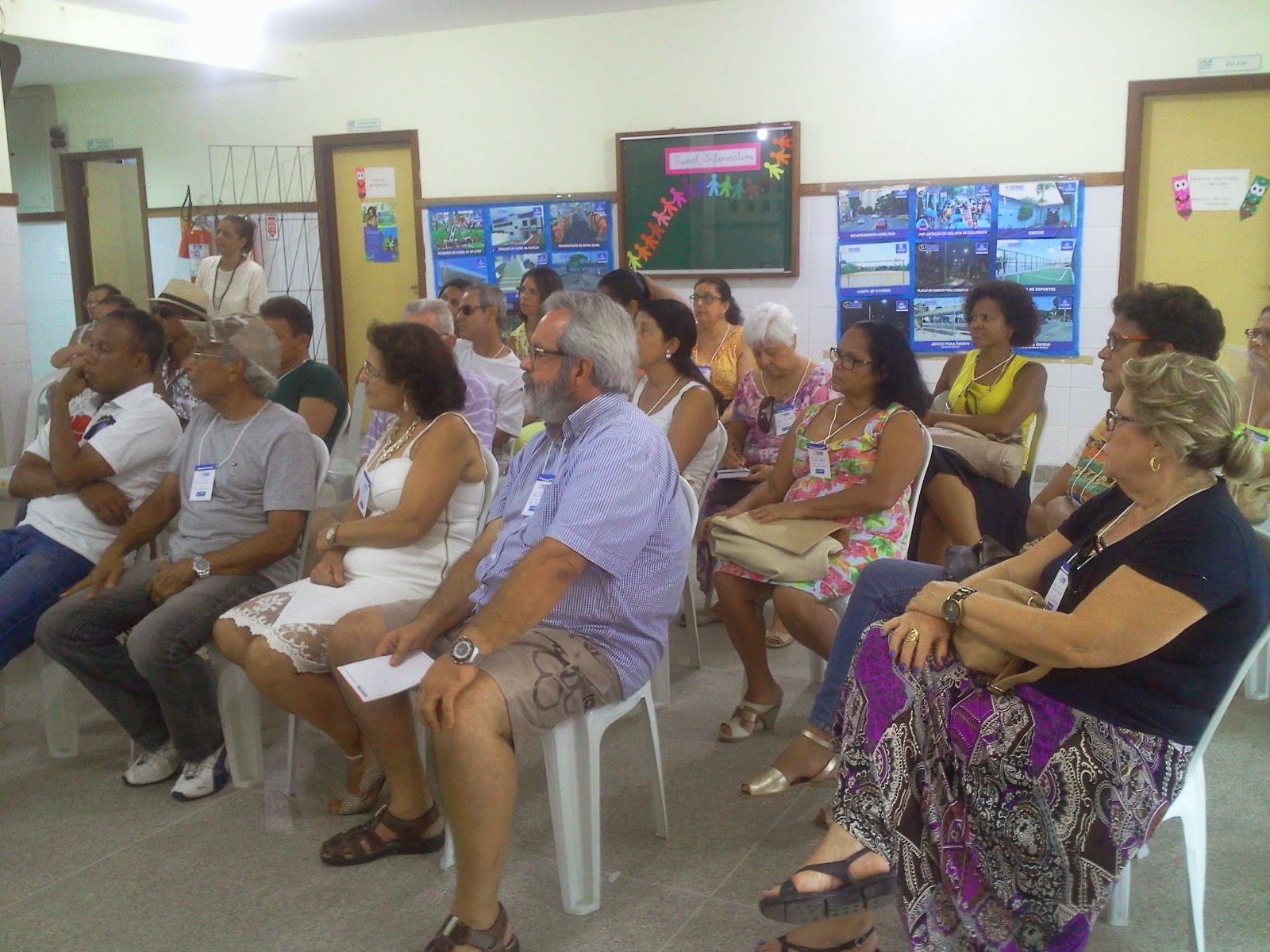 Moradores definem serviços que devem ser realizados no bairro pela prefeitura Moradores definem serviços que devem ser realizados no bairro pela prefeitura
