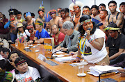A Tomada do Congresso Nacional pelos Índios Brasileiros (indios congresso )