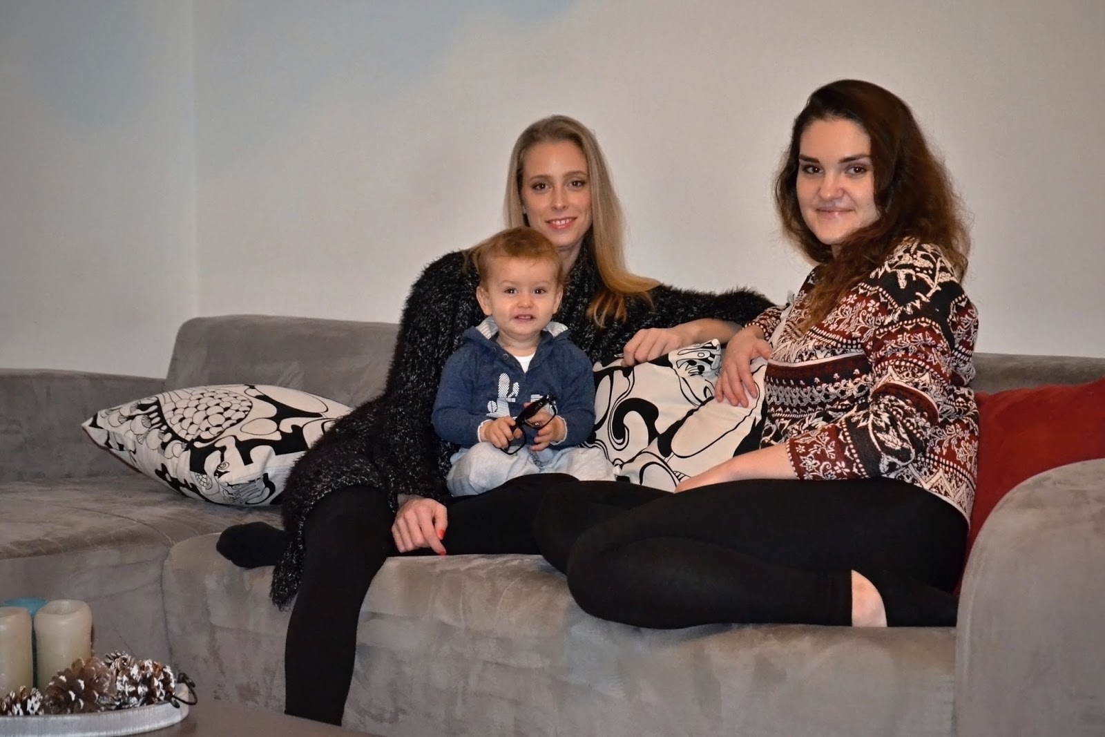 Ps We Love Fashion Chillin On The Sofa