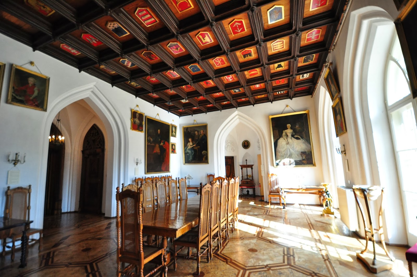 sala jadalna na zamku w Kórniku